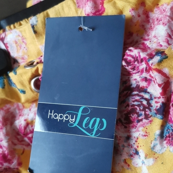 NWT HAPPY LEGS PANT. - Picture 4 of 7